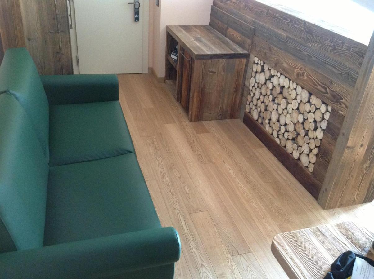 Hotel Delle Alpi Tonalepas Buitenkant foto