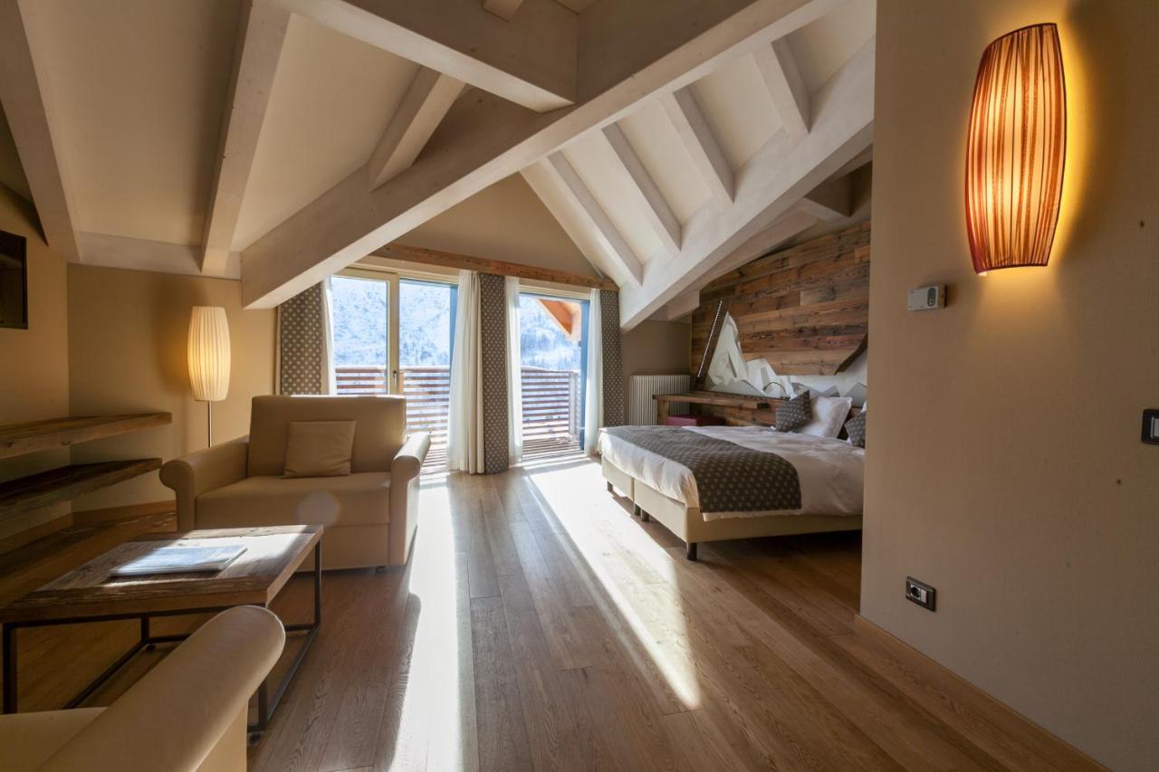 Hotel Delle Alpi Tonalepas Buitenkant foto