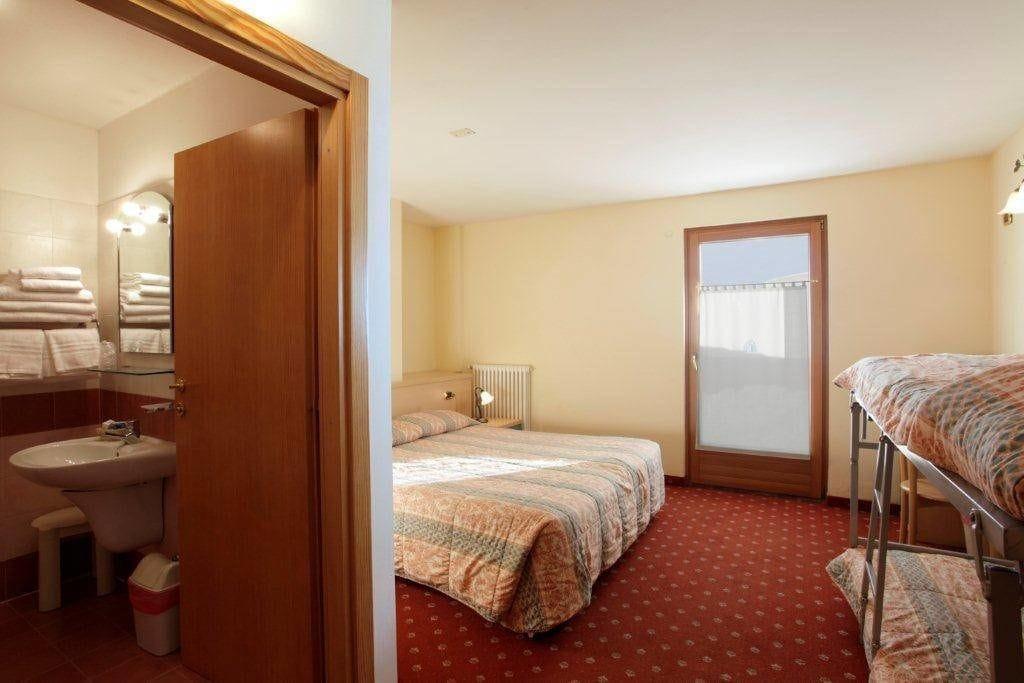 Hotel Delle Alpi Tonalepas Buitenkant foto