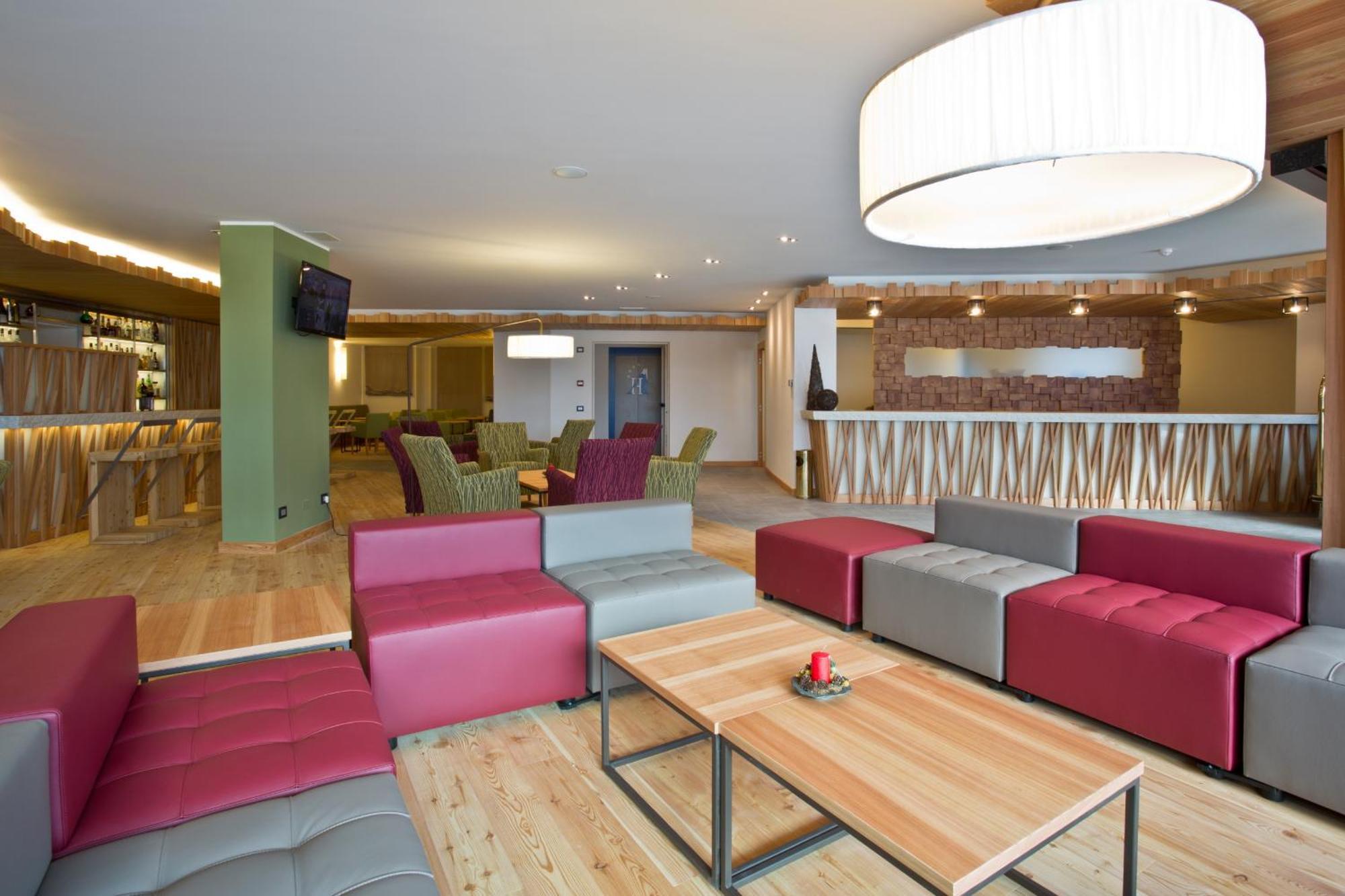 Hotel Delle Alpi Tonalepas Buitenkant foto